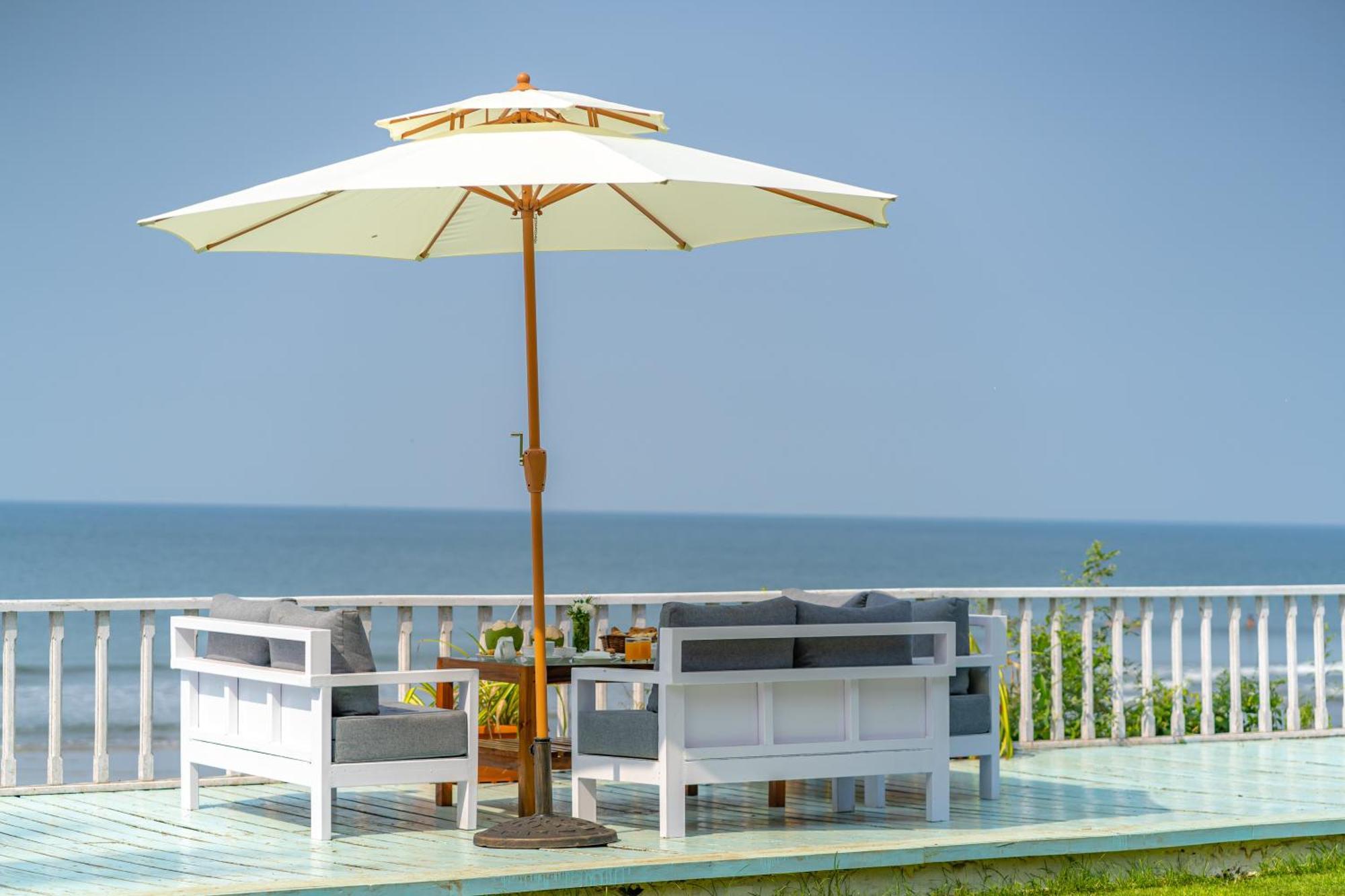 La Cabana Beach & Spa, By Ashvem Beach Mandrem Extérieur photo