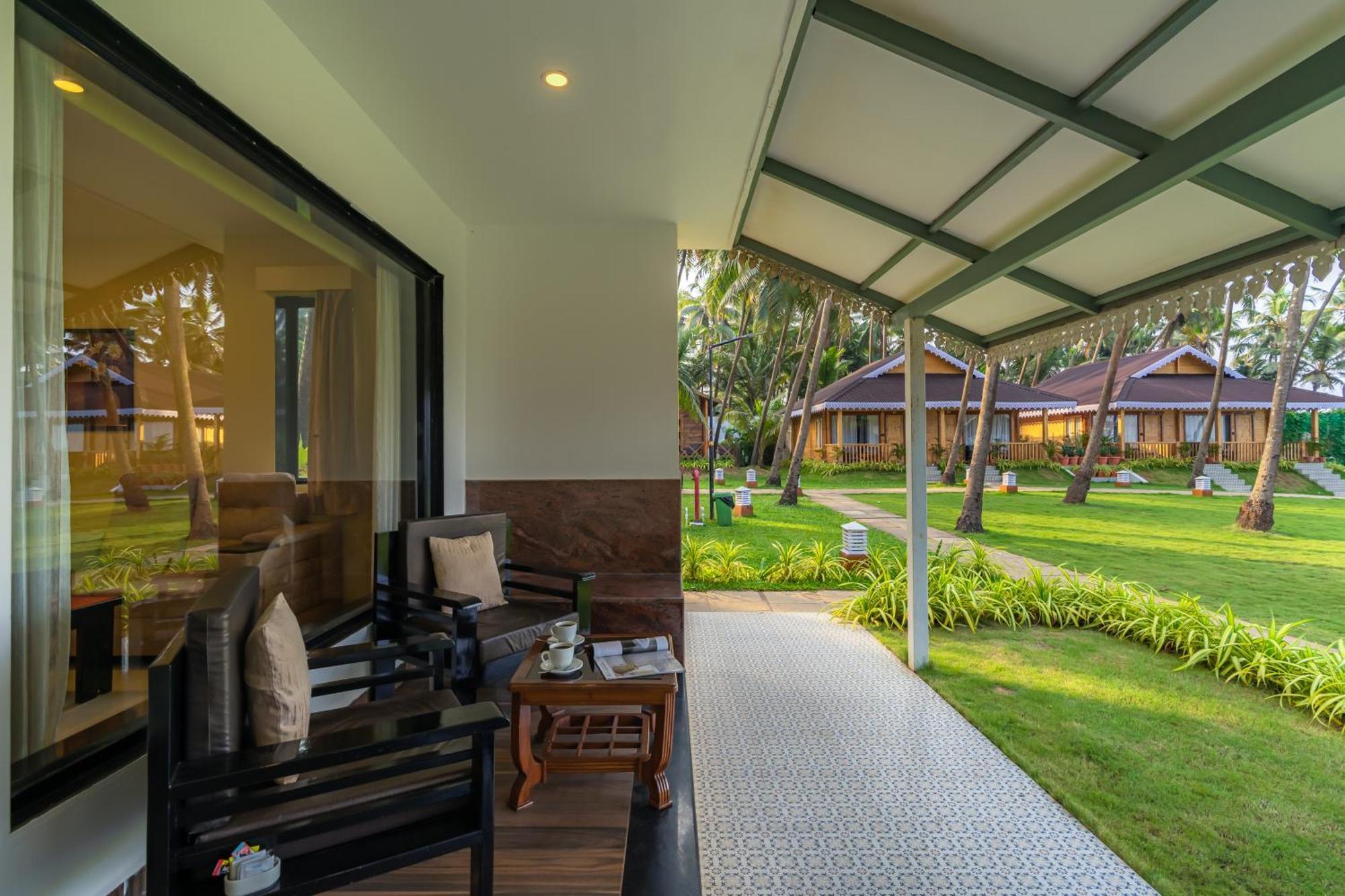 La Cabana Beach & Spa, By Ashvem Beach Mandrem Extérieur photo